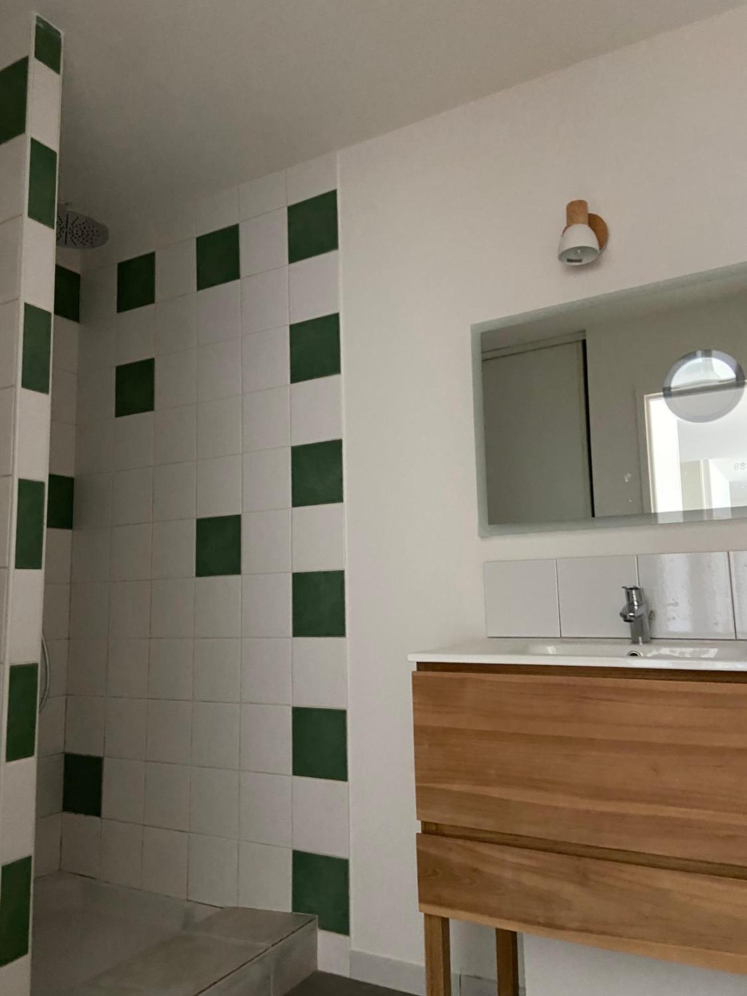 Maison, Canal Du Midi Piscine Homps  Eksteriør bilde